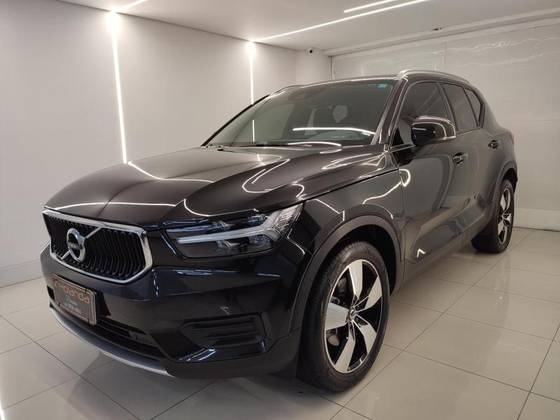 VOLVO XC40 2.0 T4 GASOLINA MOMENTUM GEARTRONIC
